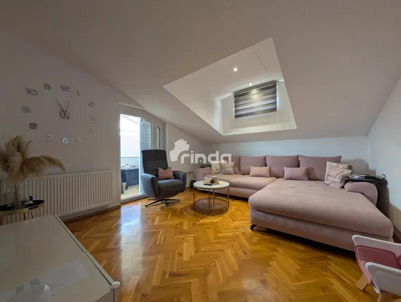 Wohnung mit großer Terrasse und Geschäftsräumen - Putini - 75m2 + 25m2 +(25m2)