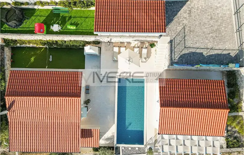 Mediterranean composition with beautiful views – 3
