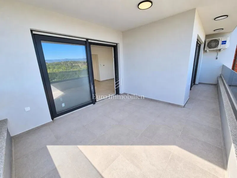Apartment in a new building with a sea view – 3