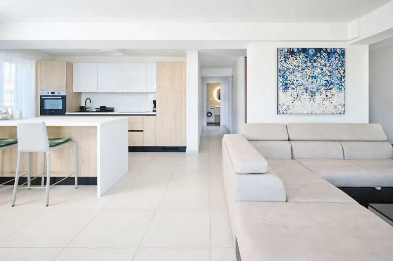 Immobili di lusso Istria, vendo appartamento prima fila dal mare, Umag-Umago – 2