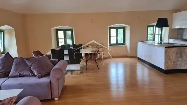 Opatija - apartment in a historic villa in the very center, with a view of the sea – 3