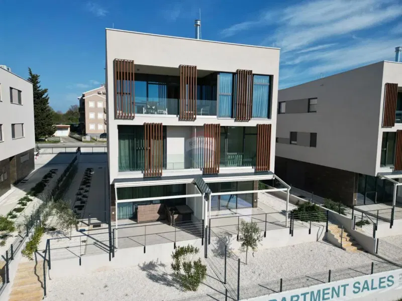 Two-level, two-bedroom apartment in Rovinj – 2