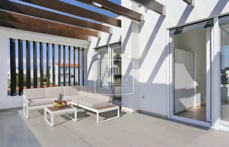 Zaton - Luxury villa with pool of 203m2! New construction! 1050000€ – 2