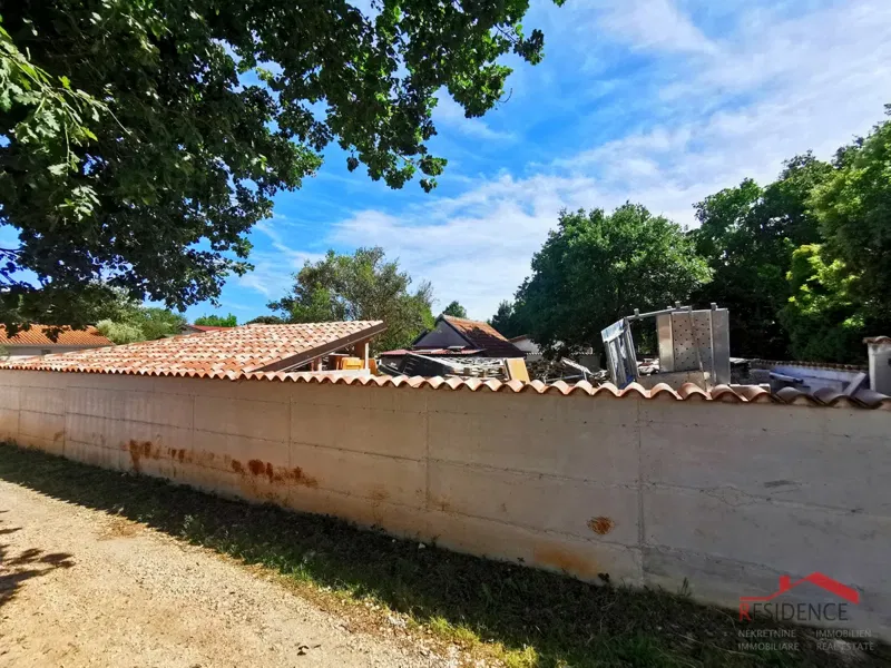 Medolino, terreno agricolo con casa legalizzata – 3