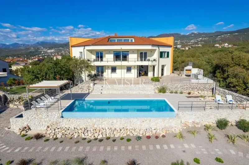 Villa Kraljevica, 460m2 – 3