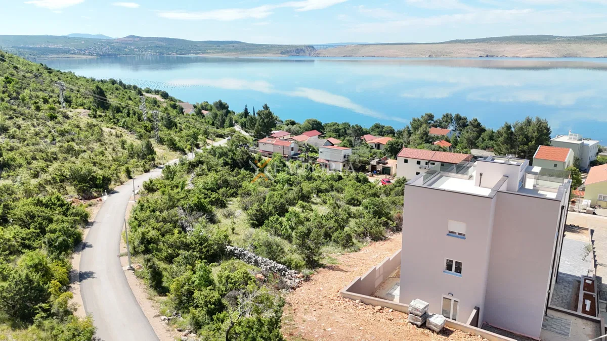 Apartman s pogledom na more i vrtom – prizemlje, Seline