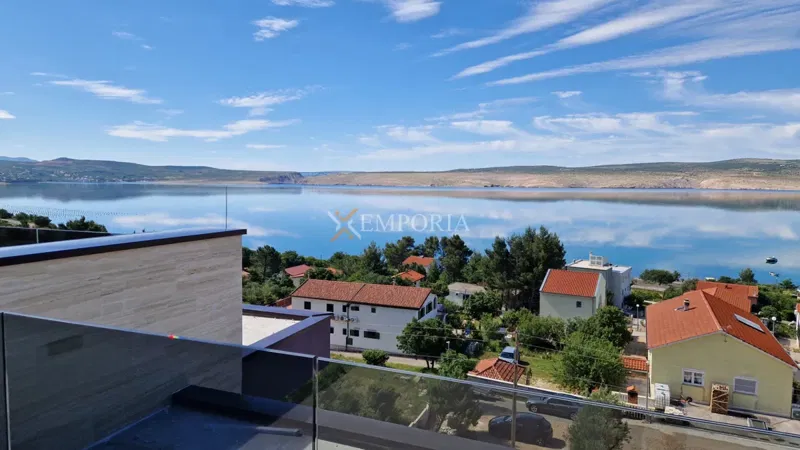 Wohnung mit Dachterrasse und Meerblick – Seline