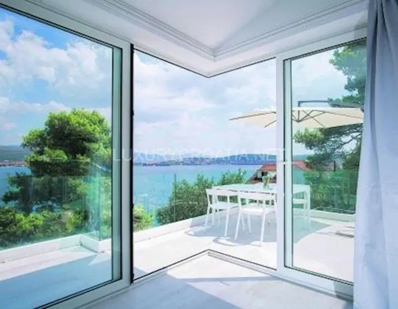 Terreno fronte mare in vendita Trogir Čiovo Croazia – 2