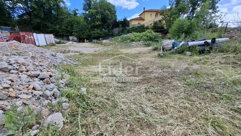 VIŠKOVO- 2 terena sa građevinskim dozvolama – 2