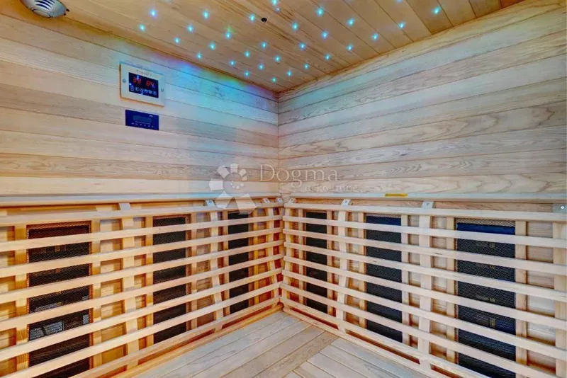 Modern villa with swimming pool, sauna and jacuzzi – 3