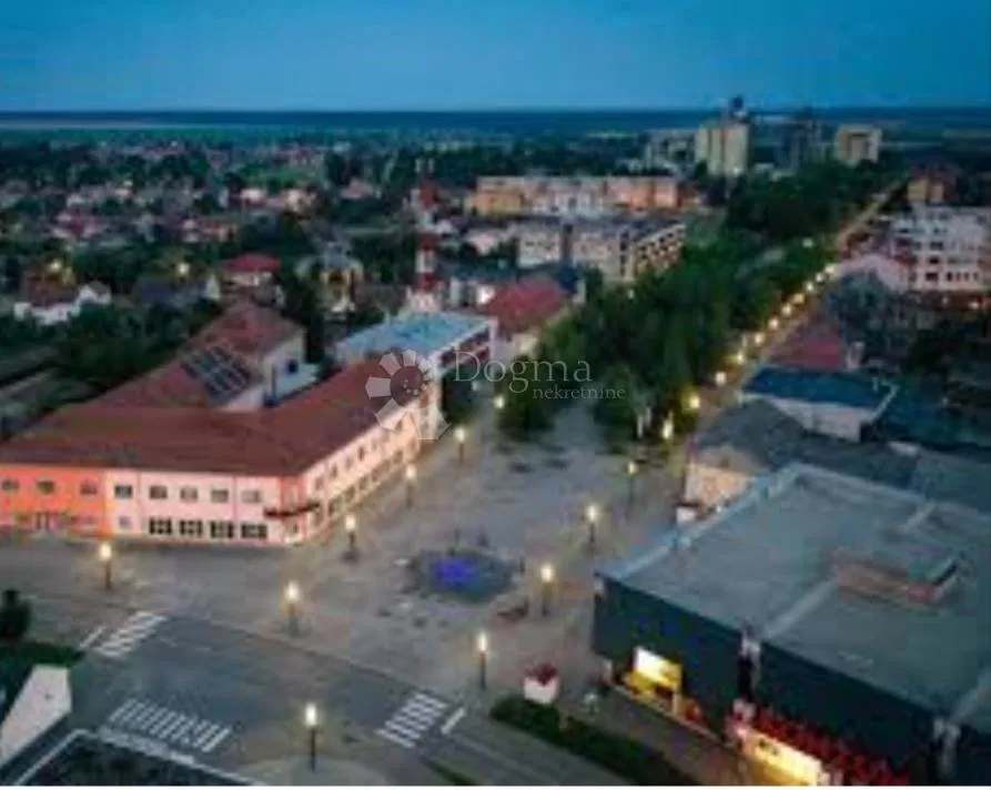 Locale commerciale Beli Manastir, 248m2