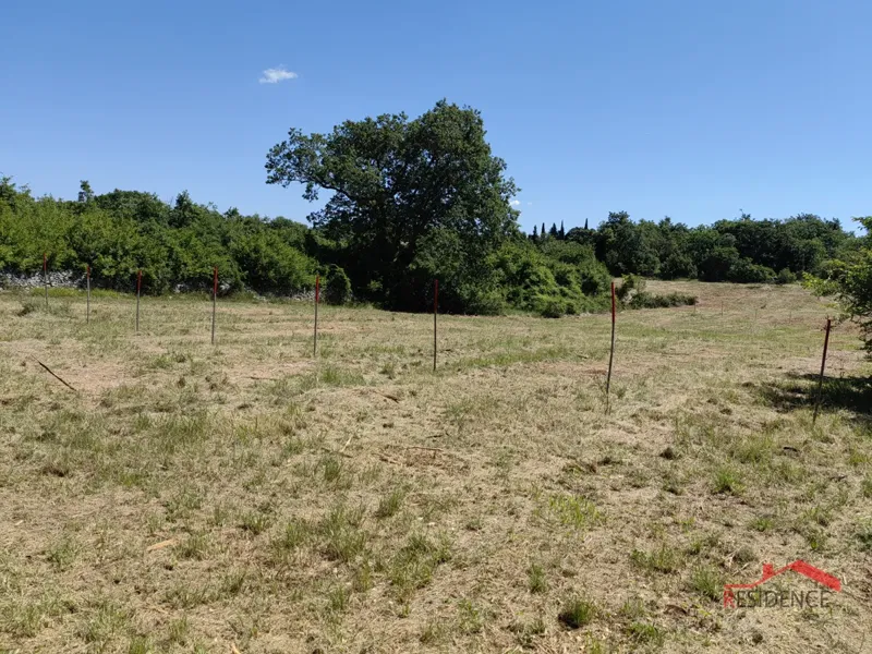 Pinezići, terreno agricolo con acqua – 2