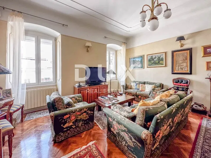 RIJEKA, KÖZPONT - apartman, 4 hálószoba + nappali, 3. emelet, LUXUSAN BÚTOROZOTT! – 2