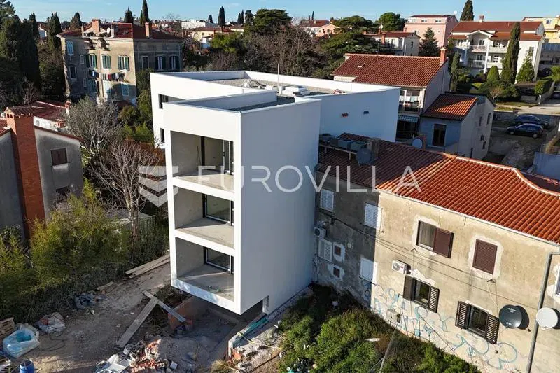 Istra, Rovinj, 1st Floor Three Bedroom Apartmanet 99,90 m² – 2