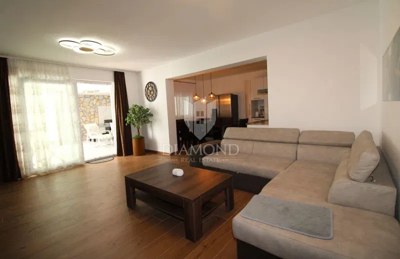 Apartment Kučeli, Matulji, 118,40m2 – 2
