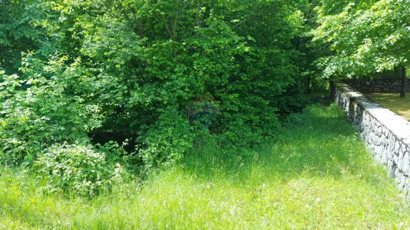 Non-structural plot Klana, 650m2 – 2