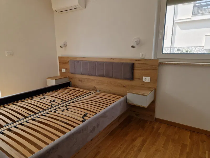 Novi apartman s pogledom na more i okućnicom – 3