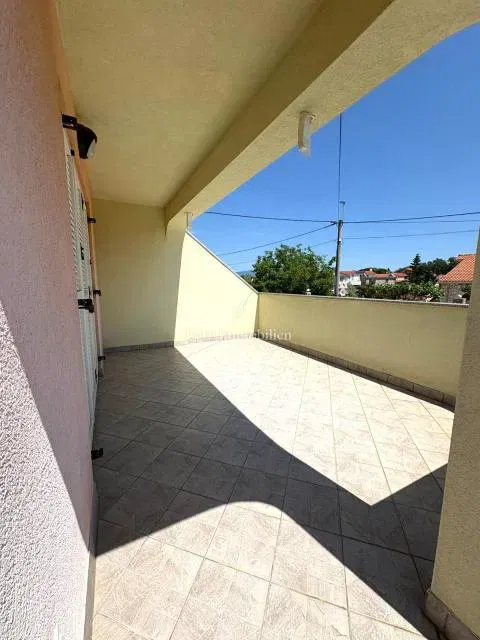 Island of Krk - furnished house with garden and garage – 2