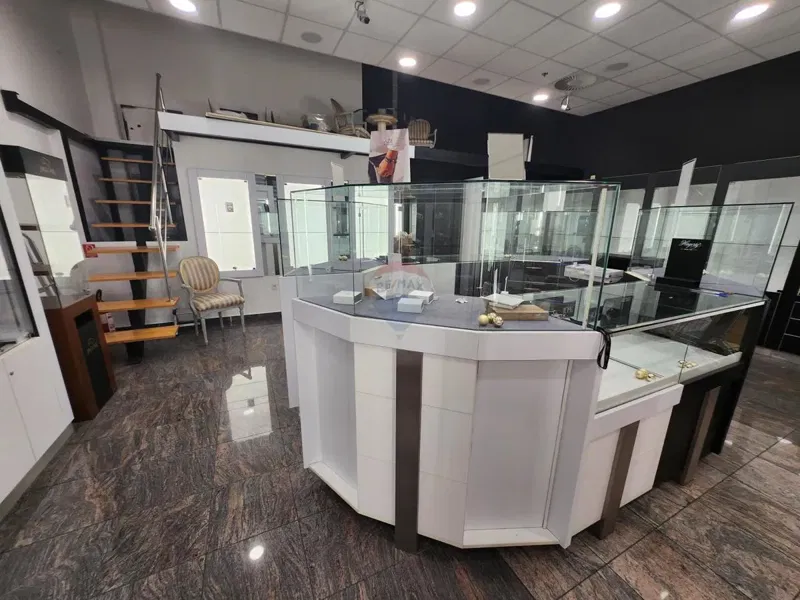 Office space Pećine, Rijeka, 66m2 – 2