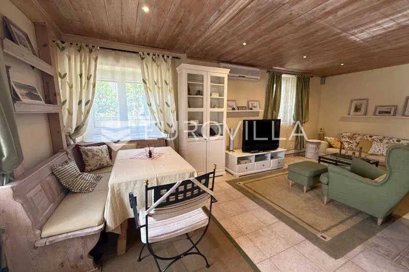 Istria, Valtura - renovated Istrian stone house 140 m², additional building, 450 m² garden – 3