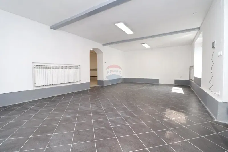 Attività commerciale Vrapče, Podsused - Vrapče, 70m2 – 2