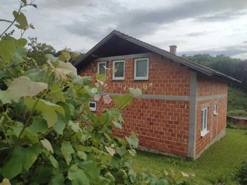 Casa Tušilović, Karlovac - Okolica, 100m2 – 2