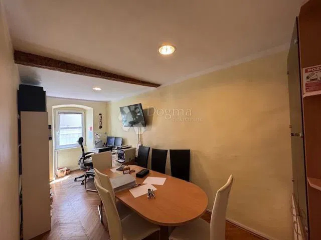 Flat Centar, Rijeka, 37,30m2 – 2
