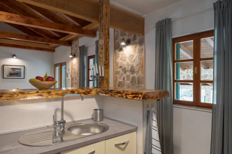 Rogoznica prodaja villa na osami !!! – 2