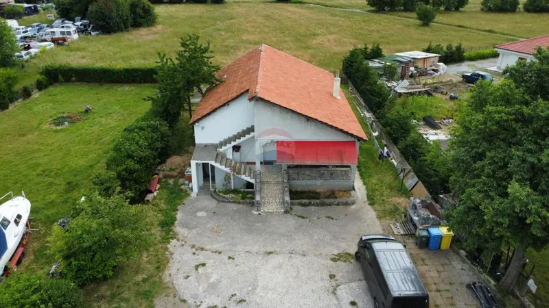 Dražice, Samostojeća kuća sa 1500m2 okućnice