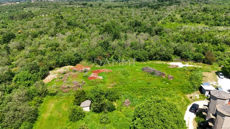 ISTRA, BUJE - Building land 560 m2 near the center – 3
