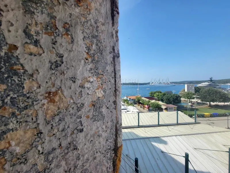 INVESTMENT OPPORTUNITY - 2 APARTMENTS IN THE VERY CENTER OF ROVINJ! – 2