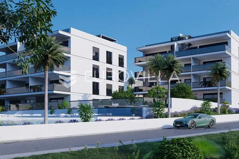 Primošten, two-level apartment with panoramic sea views in Primošten Resort – 3