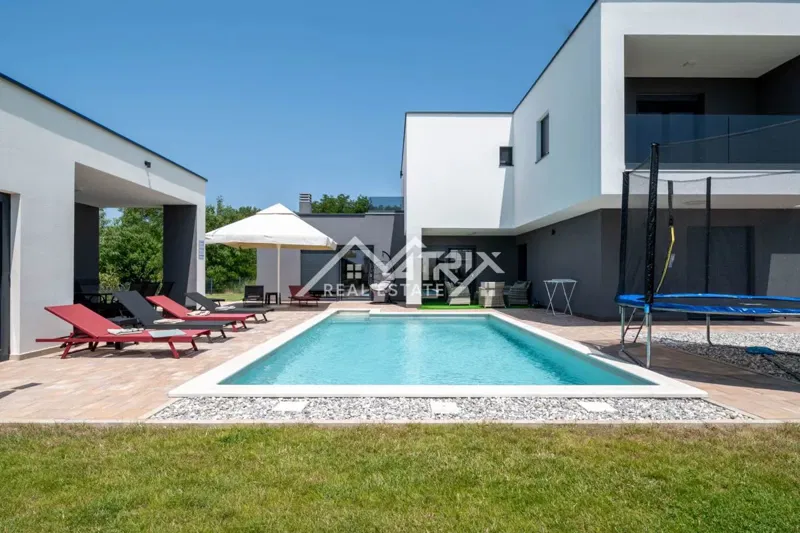 Poreč area, beautiful modern villa with pool – 3