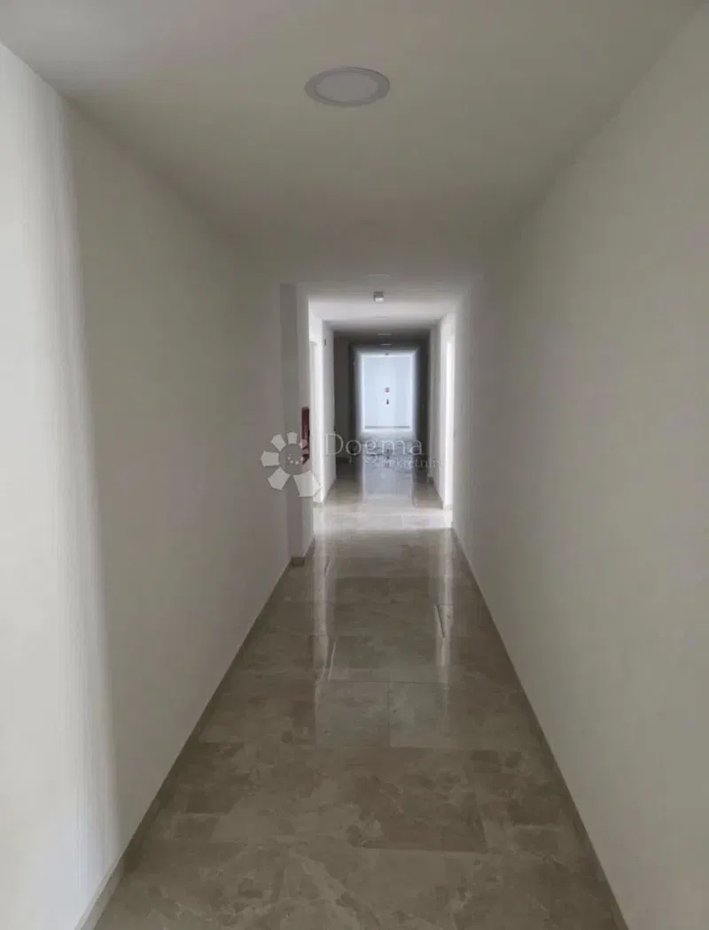 Flat Makarska, 81,89m2 – 2