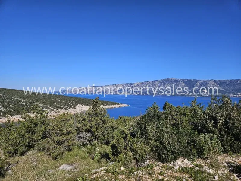 Hvar, agricultural land for sale, 170.000 € – 2