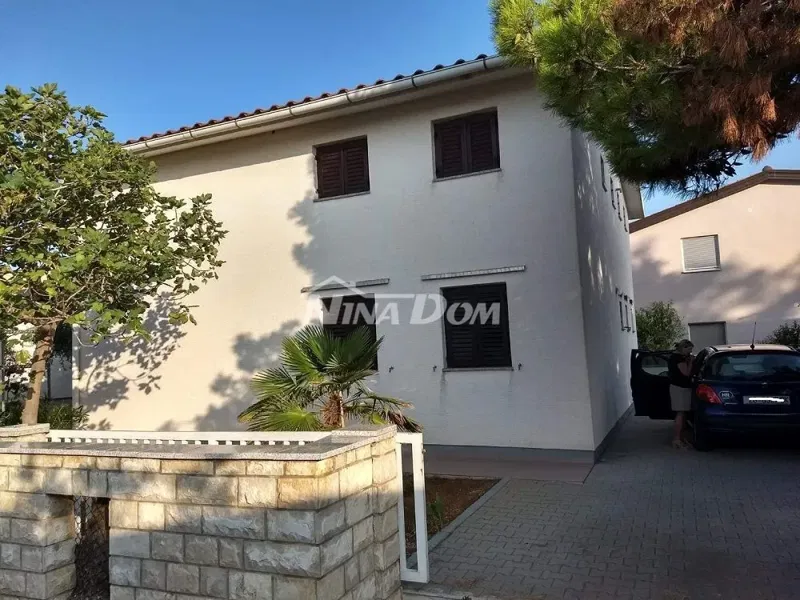 Proprietà di famiglia con un bellissimo giardino – 2