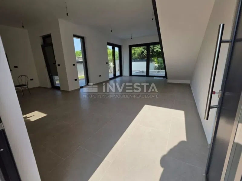 Medulin, Semi-detached house with a pool, good location, close to the sea – 3