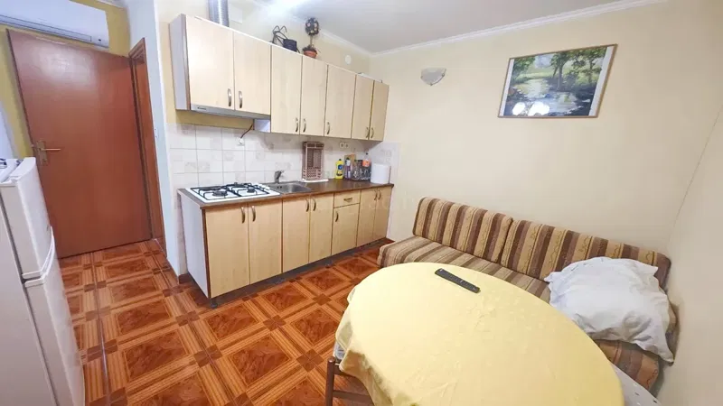 Njivice, 2 apartments on the ground floor near the sea! – 3