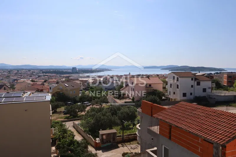Vodice, new building, 2-room apartment 99,42 m2, with roof terrace 85,40m2 and sea view – 2