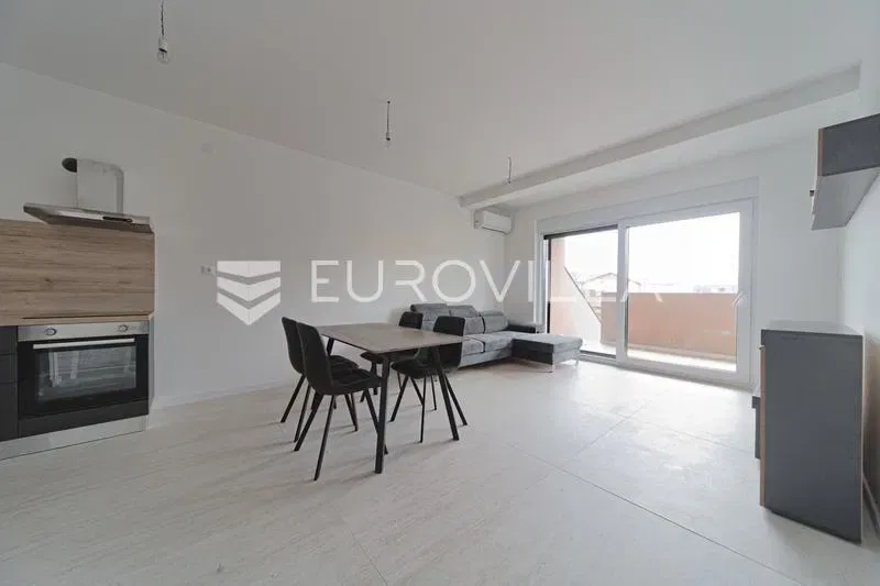 Osijek, Novi Grad, beautiful four-bedroom apartment with a garden in a new building – 2