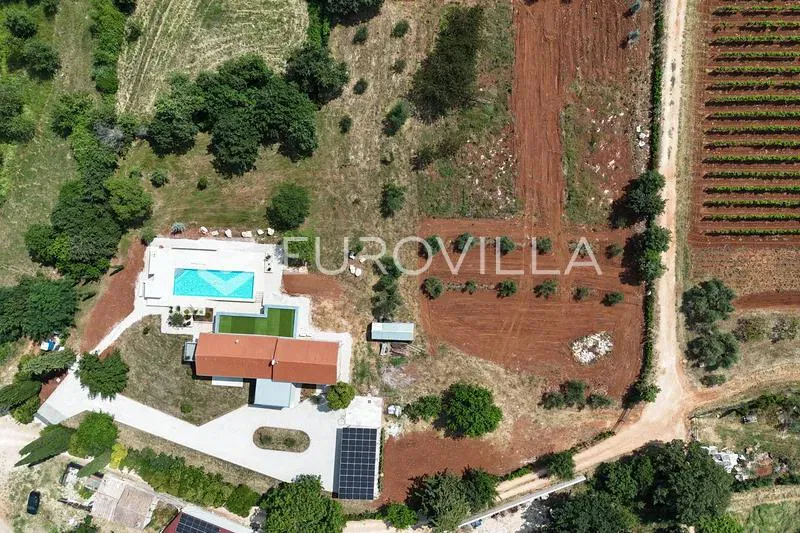 Istria, Višnjan - Stone house 350 m² located on a plot of 7150 m² with sea view – 2