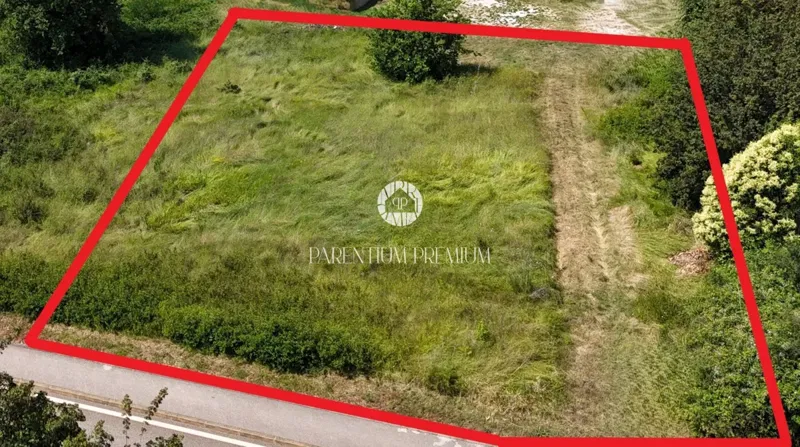 Poreč – Building Land 1 km from the Sea – 3