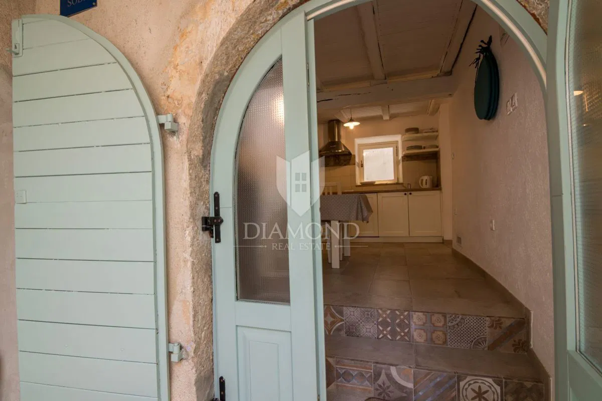 Mošćenice, prekrasan dvosobni apartman u starogradskoj jezgri