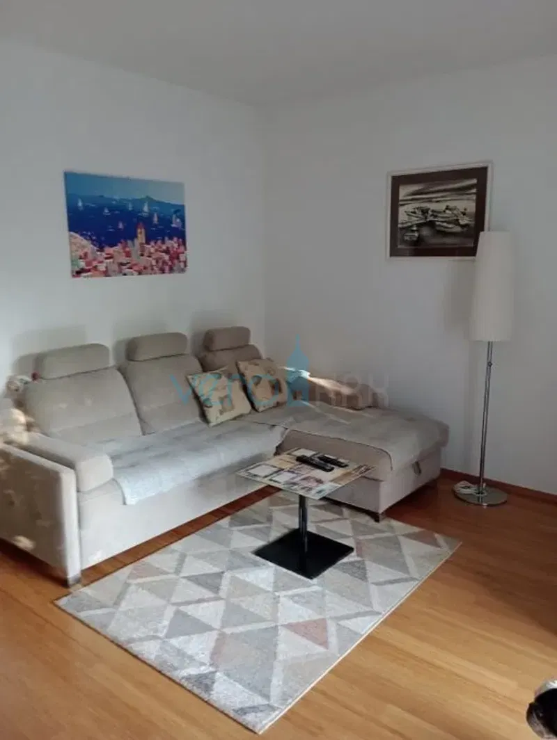 Šilo, isola di Krk, appartamento bilocale al piano terra, giardino 138 m2, vendita – 3
