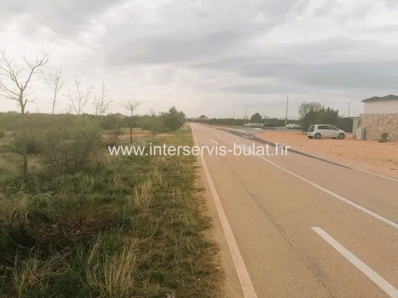 .::: Pakovo Selo, zemljište 12.408m2 mješovite namjene :::.