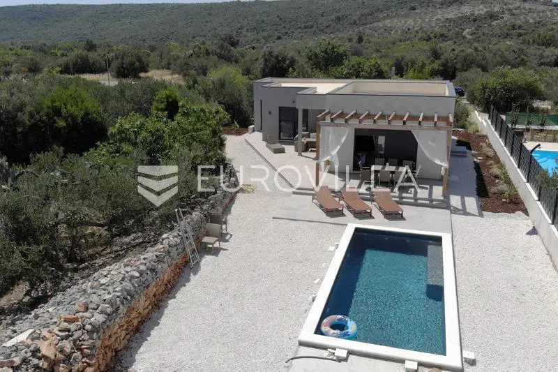 Rogoznica, Podorljak, NEWLY BUILT, beautifully decorated house with swimming pool, 150 m² – 2