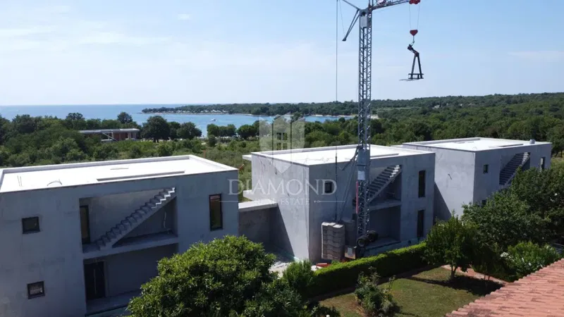 Poreč, luxury villa 300m from the beach! – 2