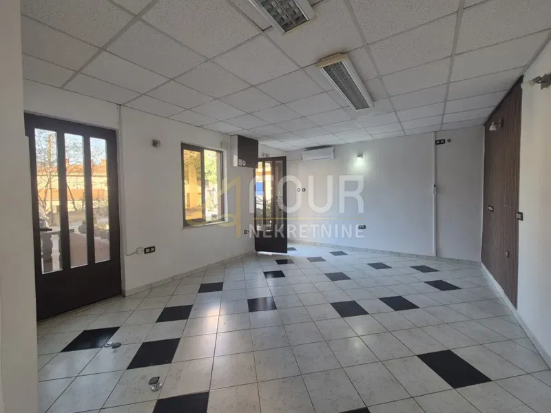 Business premise Krimeja, Rijeka, 30m2 – 2