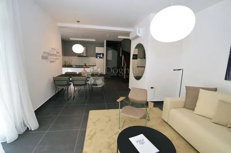 LOVRAN – Exclusive Apartment 50 Meters from the Sea – 2