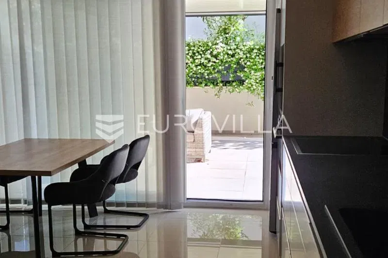 Appartamento Pula – 3